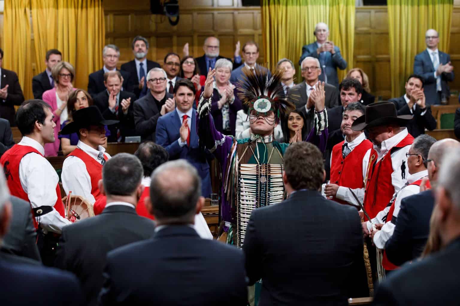 Drummers and Tŝilhqot’in leadership in the House of Commons for the formal exoneration of the six War Chiefs, March 26, 2018.
